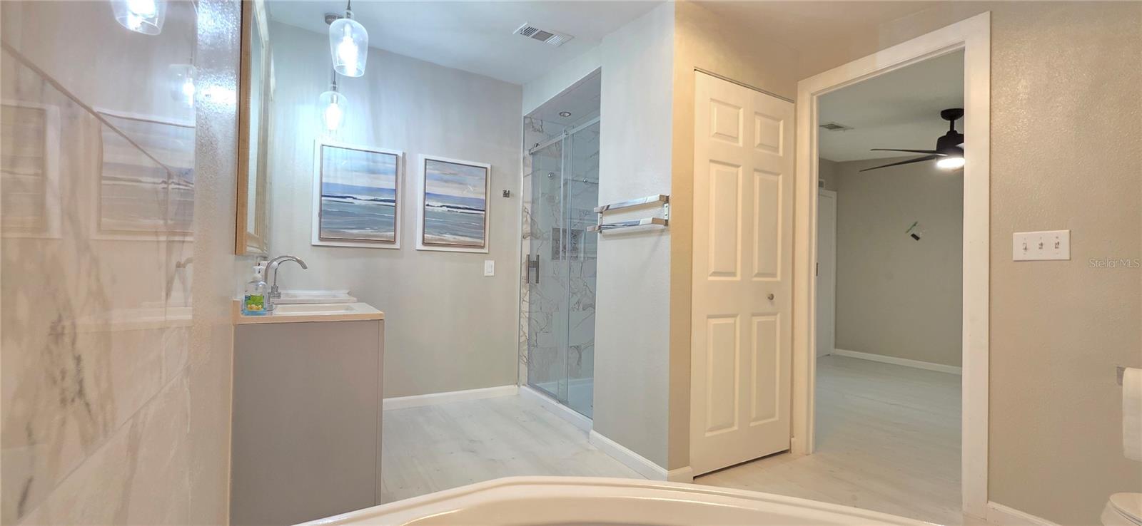 COUNTRY KNOLL PH 02 - Residential