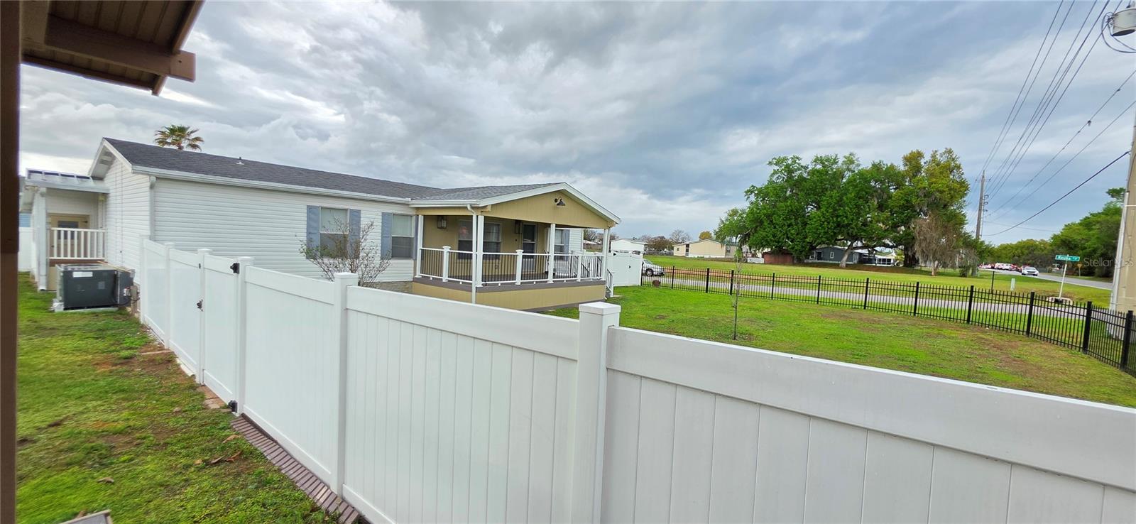 COUNTRY KNOLL PH 02 - Residential