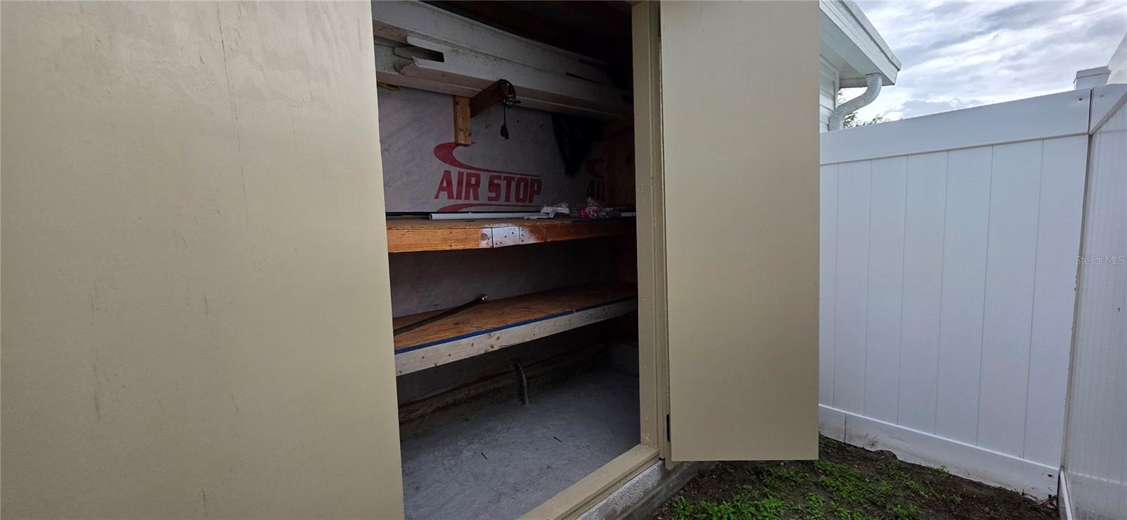 COUNTRY KNOLL PH 02 - Residential