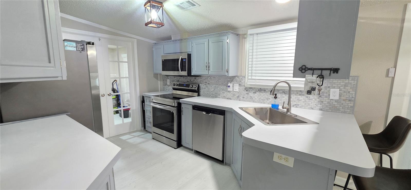 COUNTRY KNOLL PH 02 - Residential