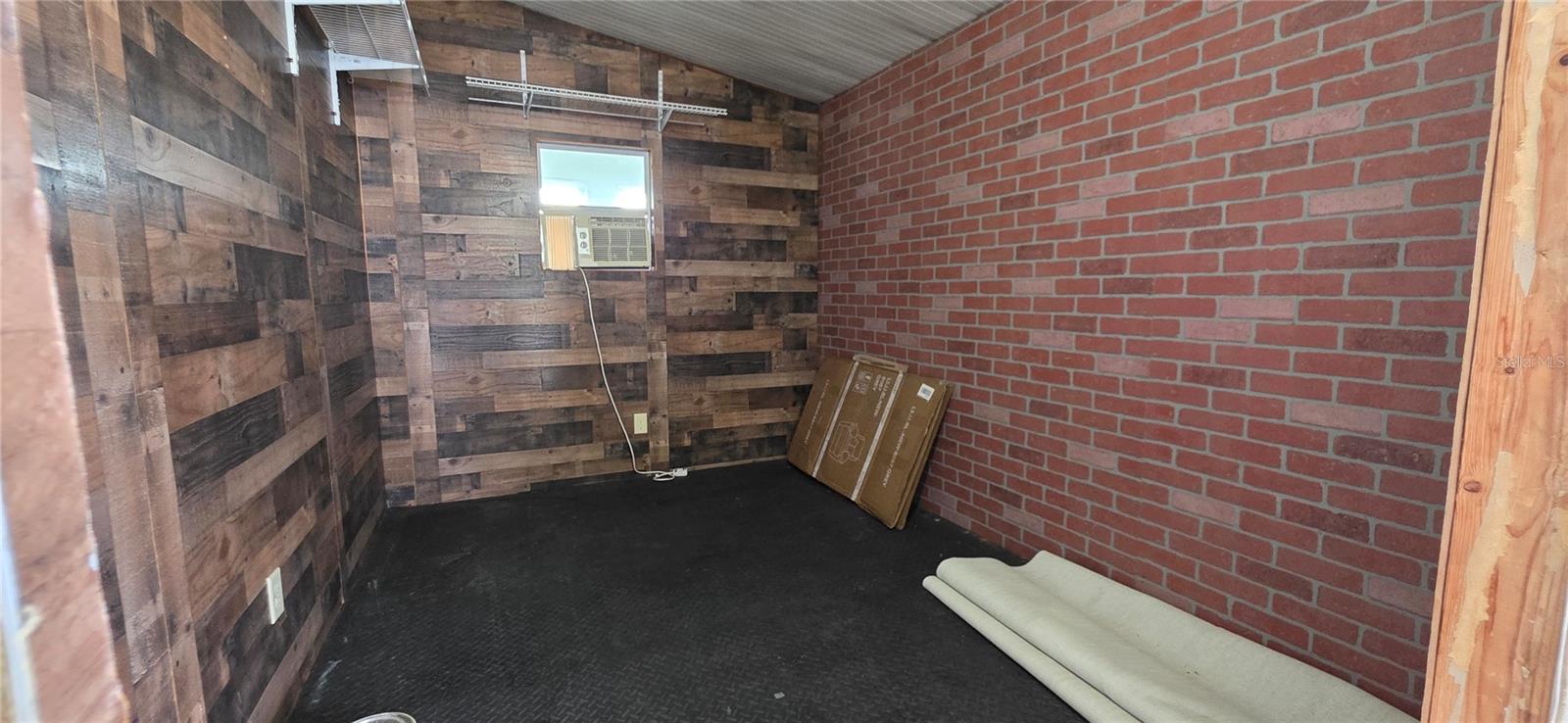 COUNTRY KNOLL PH 02 - Residential