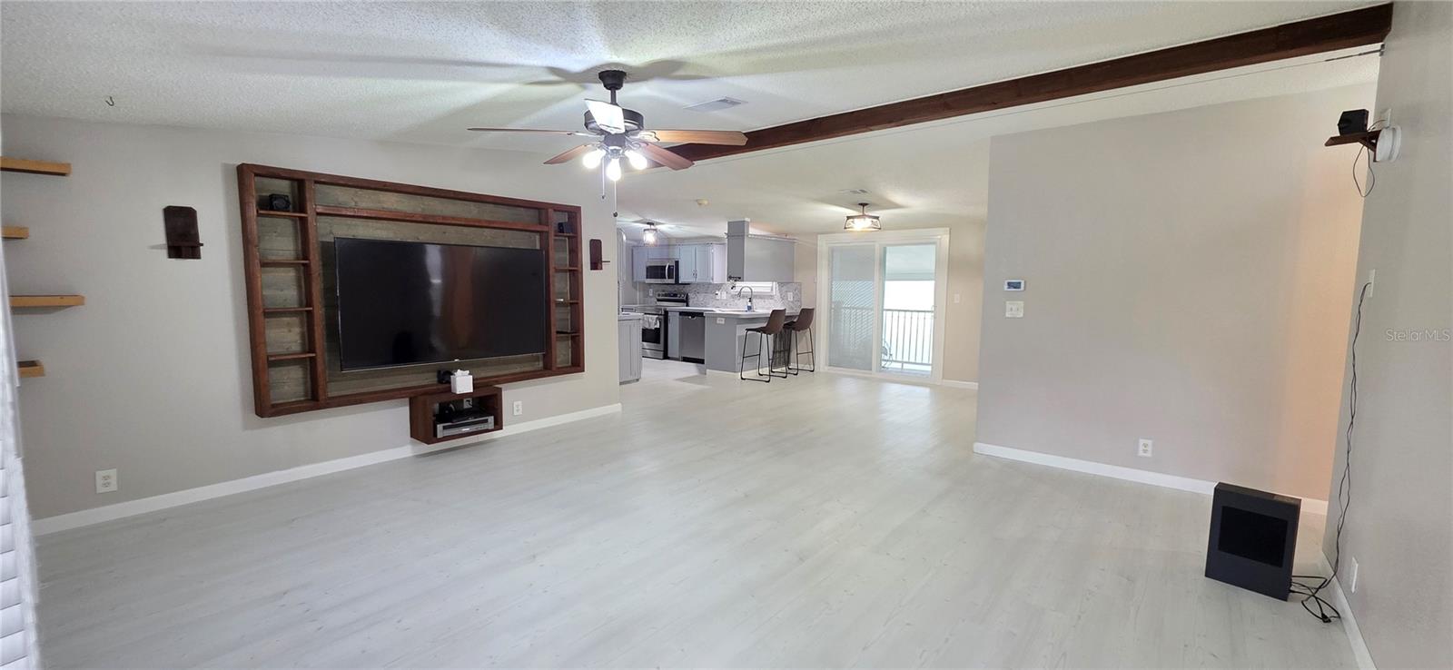 COUNTRY KNOLL PH 02 - Residential