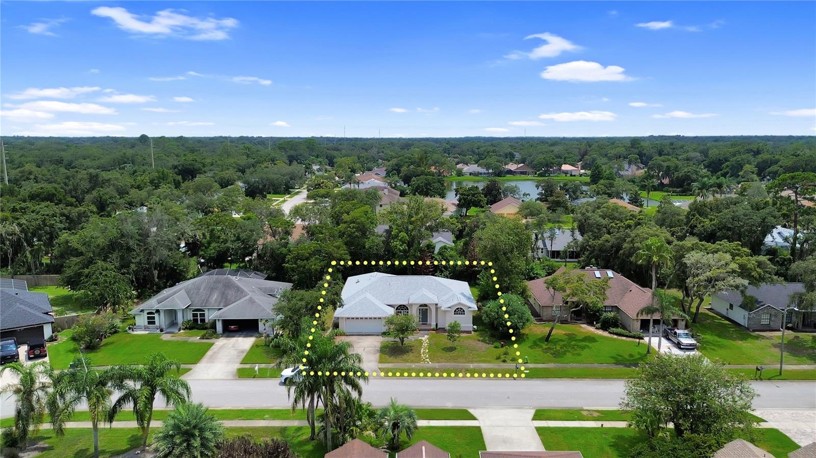 516 SUN LAKE DRIVE