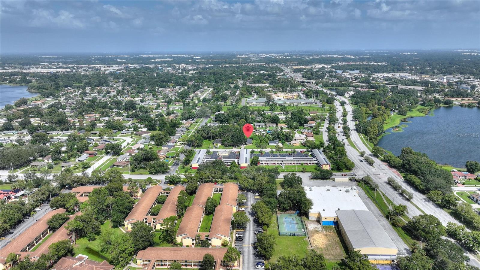 LAKE SUNSET SHORES - Residential Income