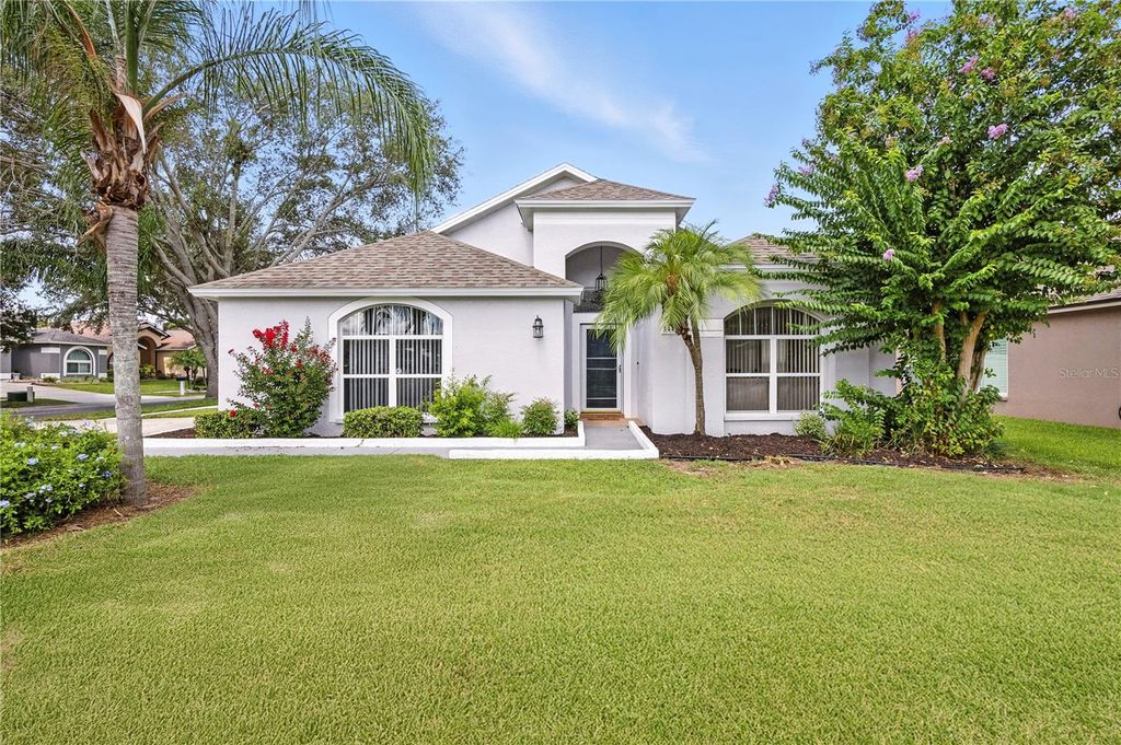 Photo of 544 Royal Ridge Street, Valrico, FL 33594 (MLS # TB8424165)