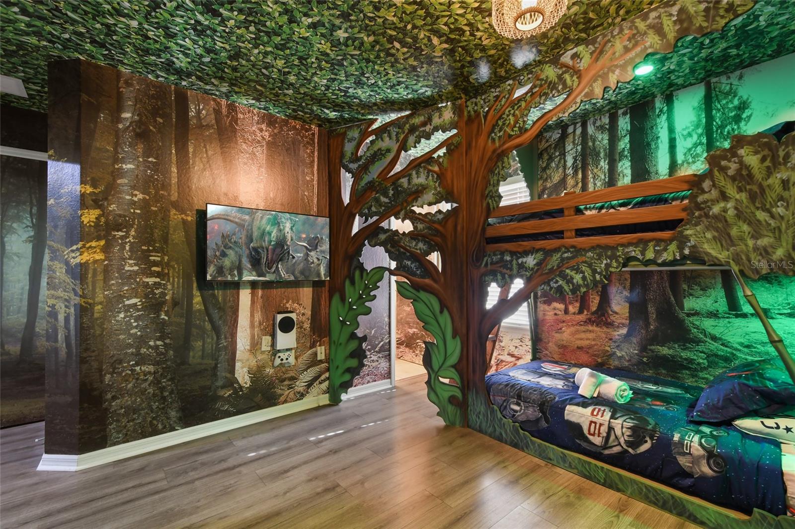 WINDSOR/WESTSIDE PH 1 - Residential