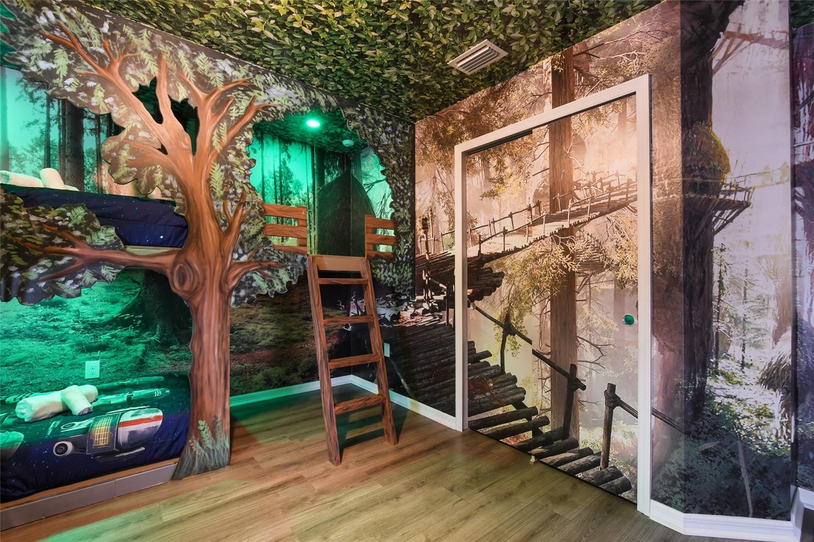 WINDSOR/WESTSIDE PH 1 - Residential