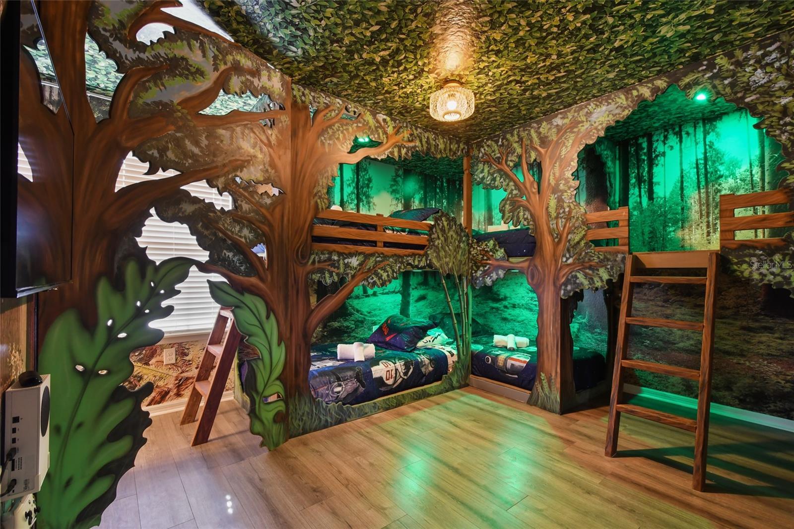 WINDSOR/WESTSIDE PH 1 - Residential