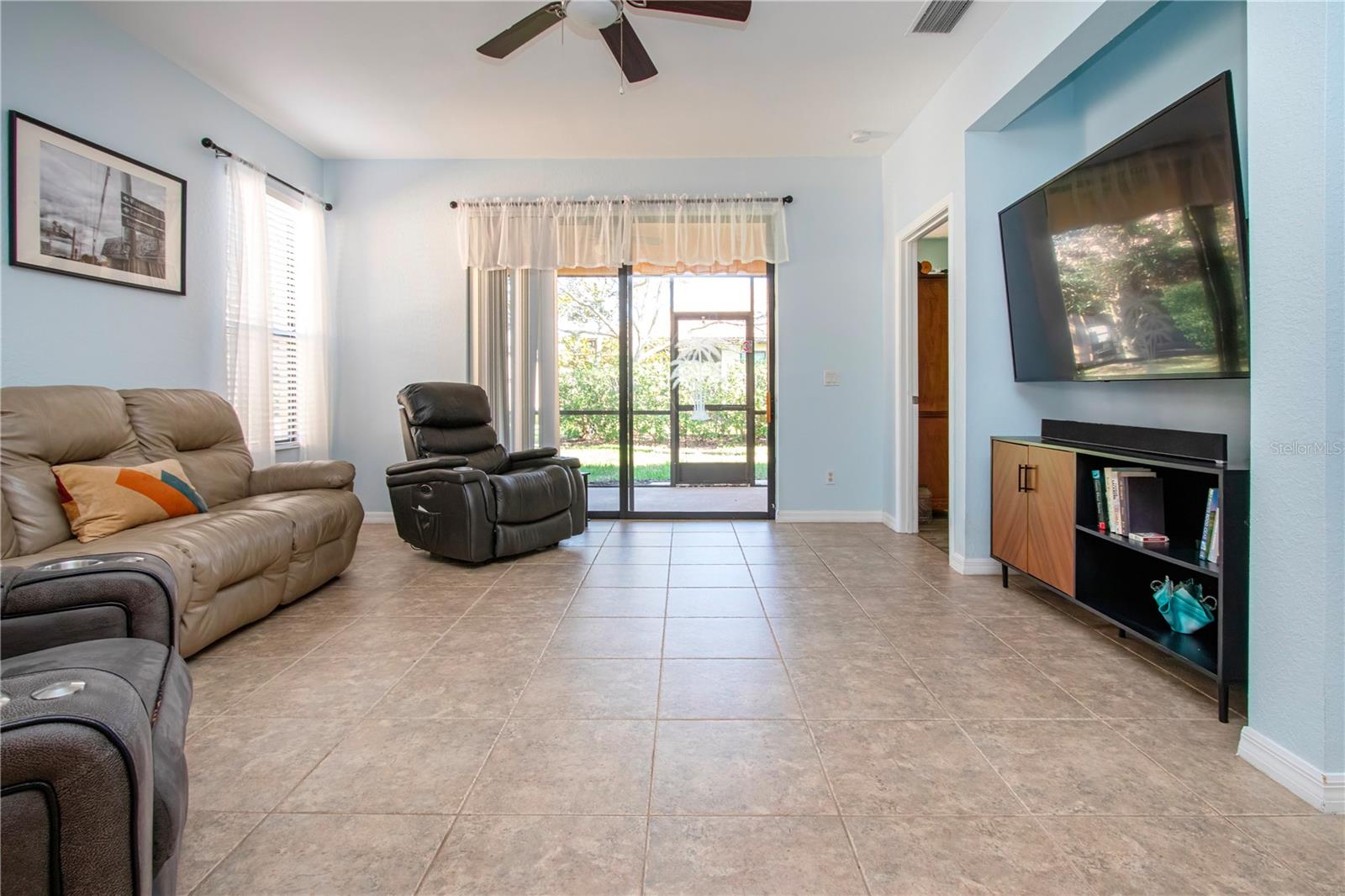 SOUTHSHORE FALLS PH 2 - Residential