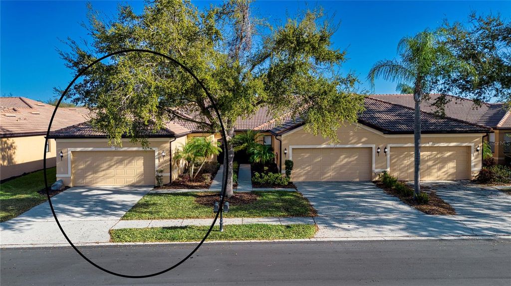 Photo of 317 Seneca Falls Drive, Apollo Beach, FL 33572 (MLS # TB8481698)