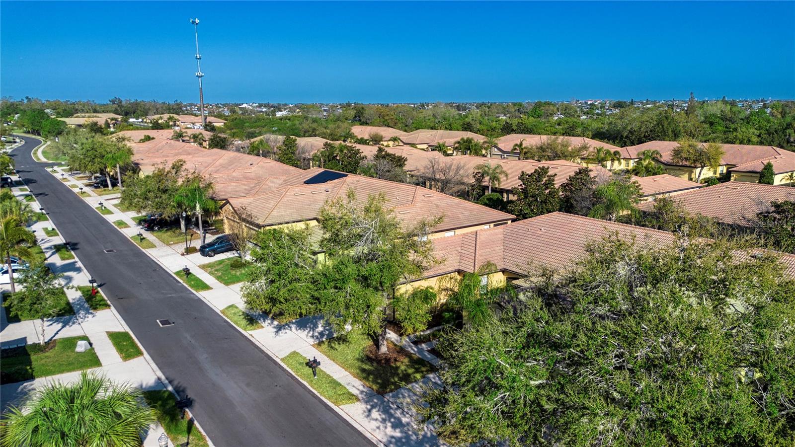 SOUTHSHORE FALLS PH 2 - Residential