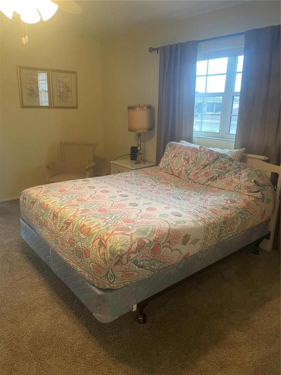 PALM MANOR - Residential