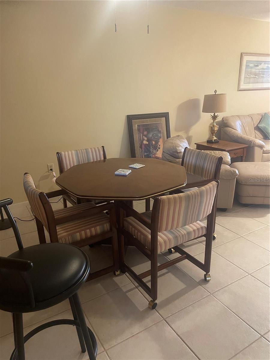 PALM MANOR - Residential