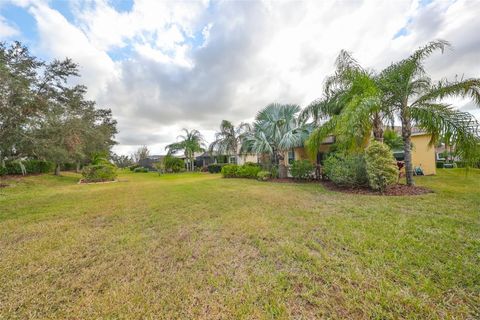 A home in WIMAUMA