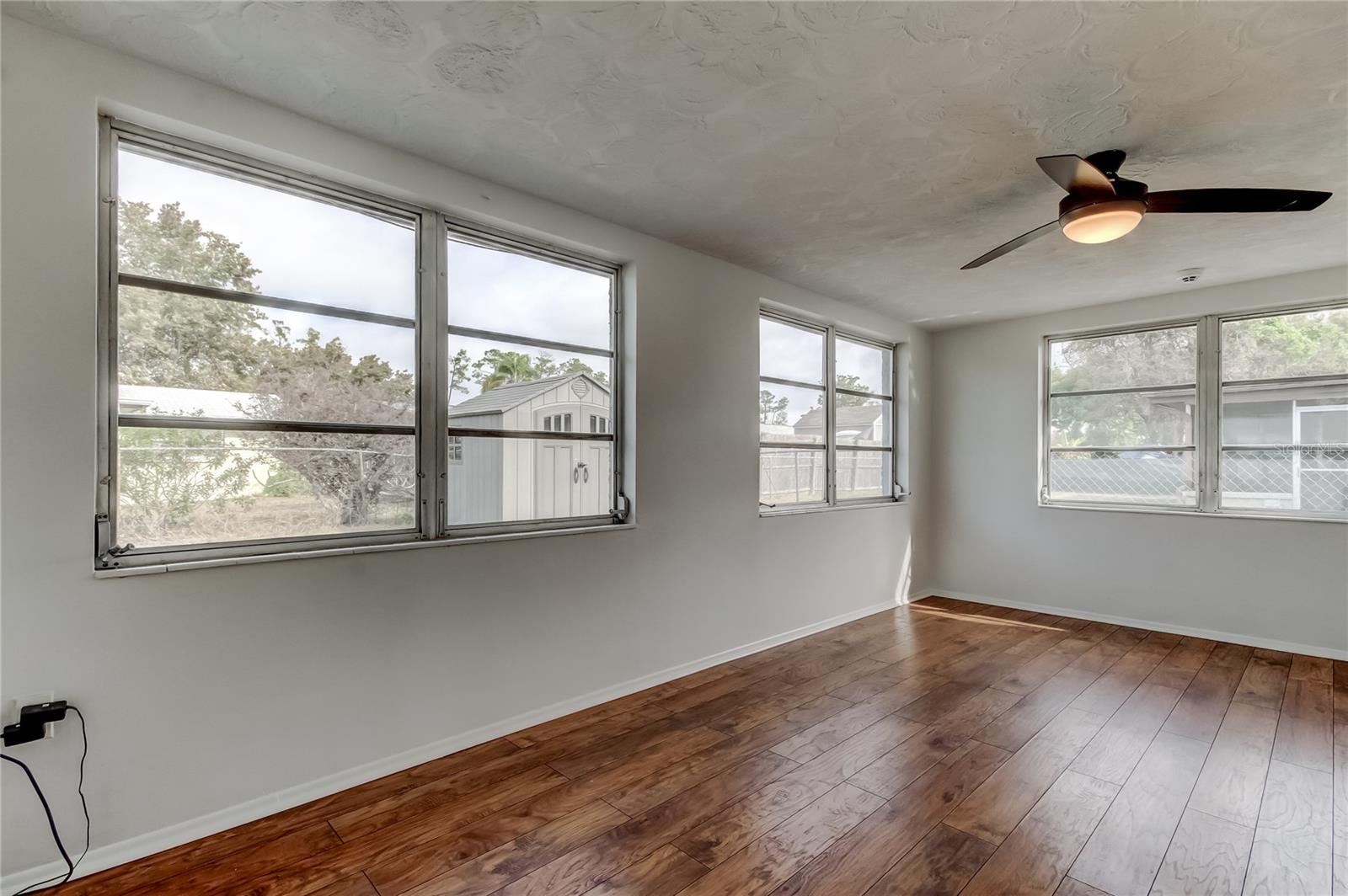 HOLIDAY GARDEN ESTATES - Residential