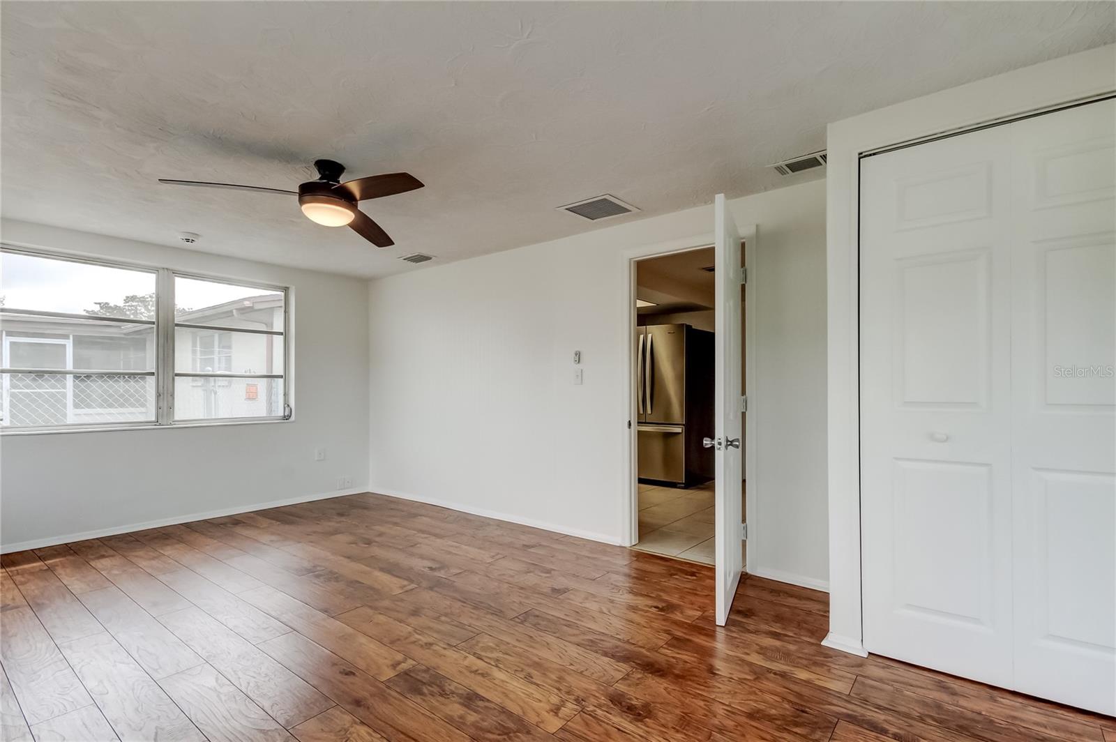 HOLIDAY GARDEN ESTATES - Residential