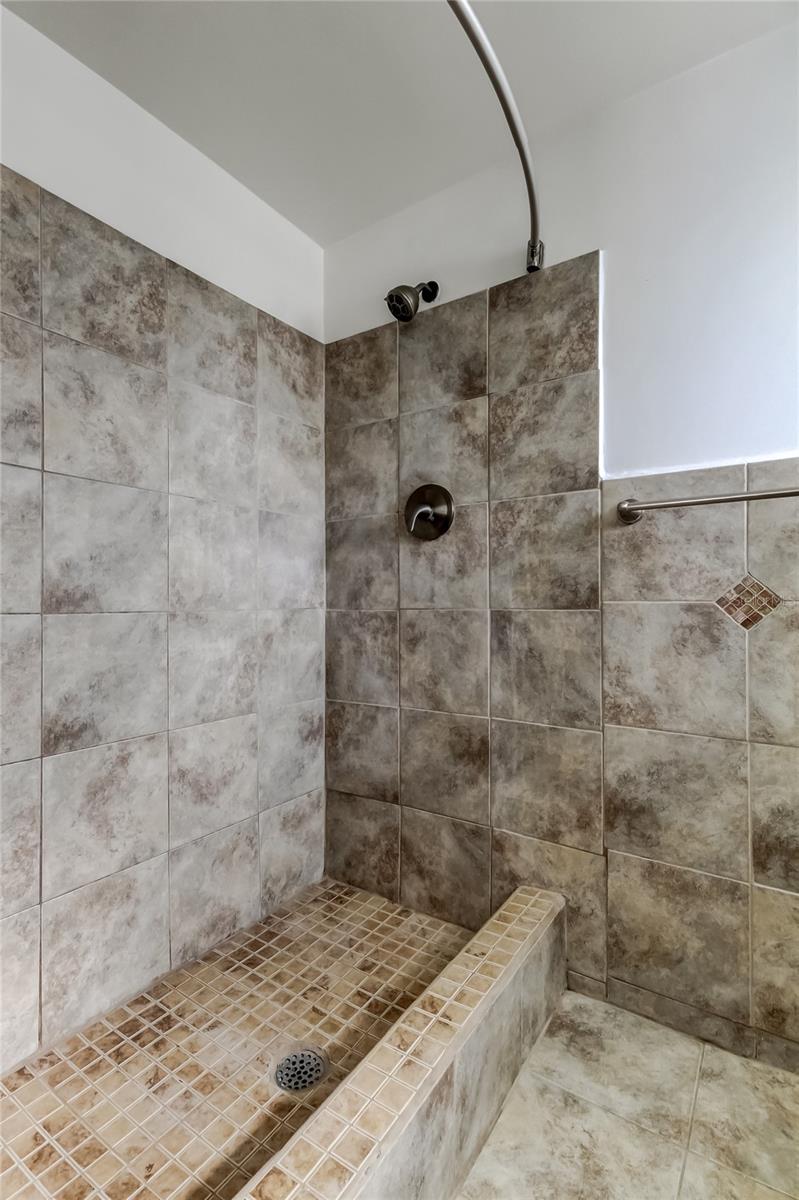 HOLIDAY GARDEN ESTATES - Residential