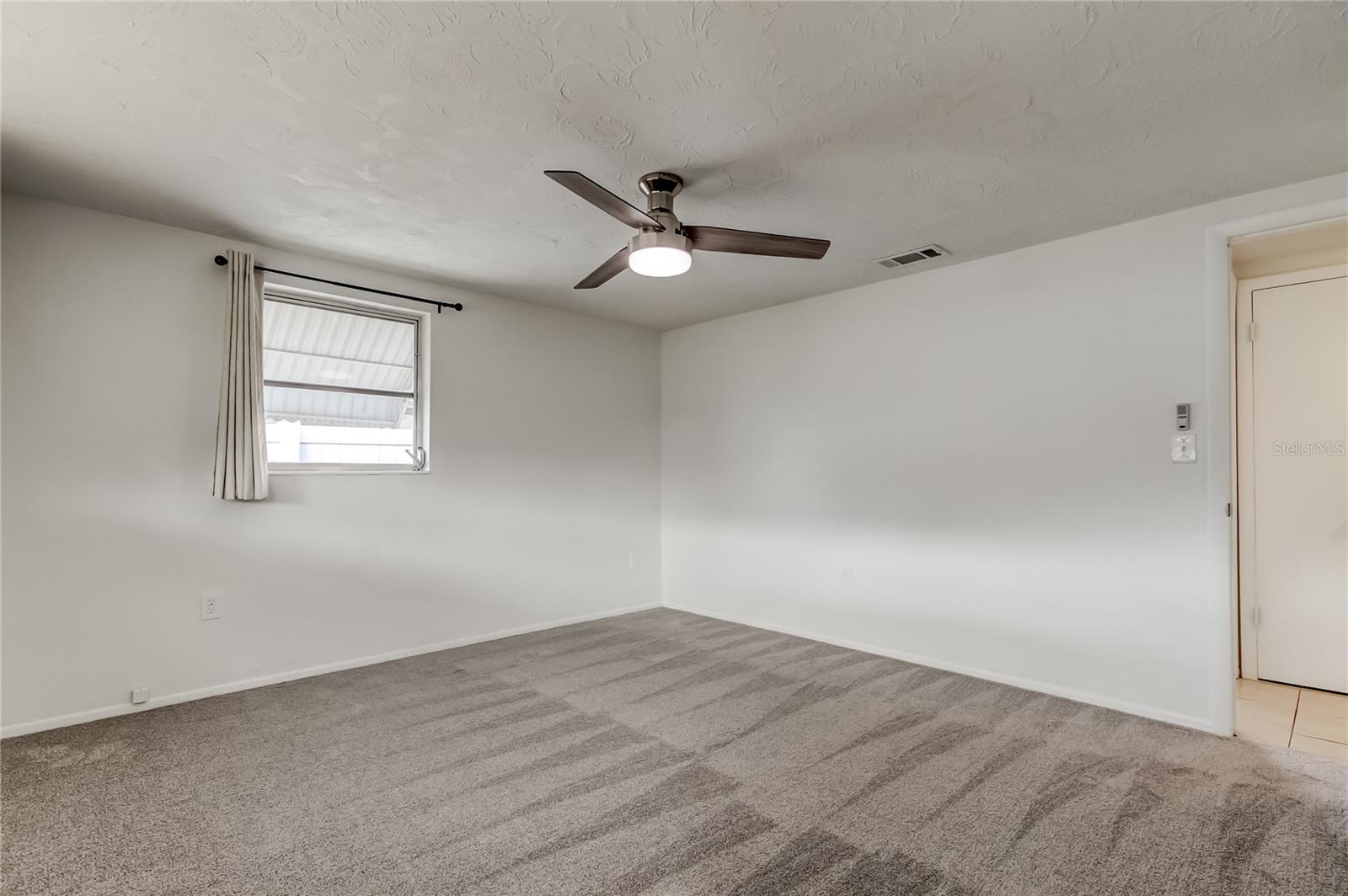 HOLIDAY GARDEN ESTATES - Residential