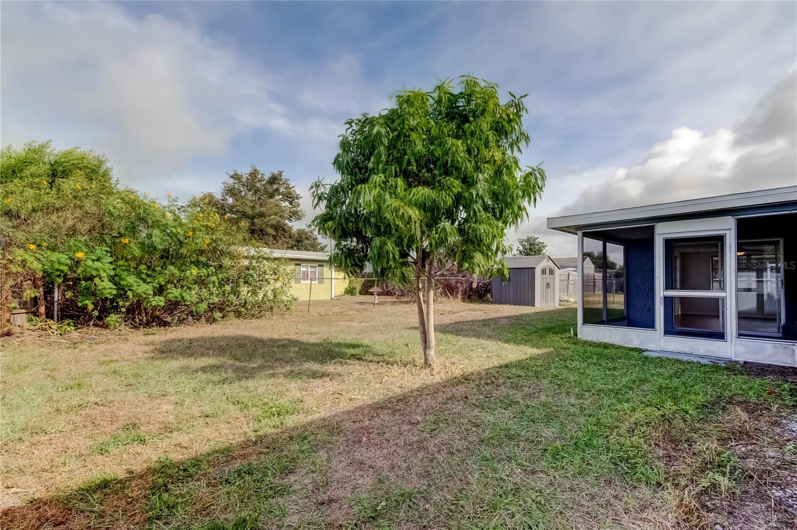 HOLIDAY GARDEN ESTATES - Residential