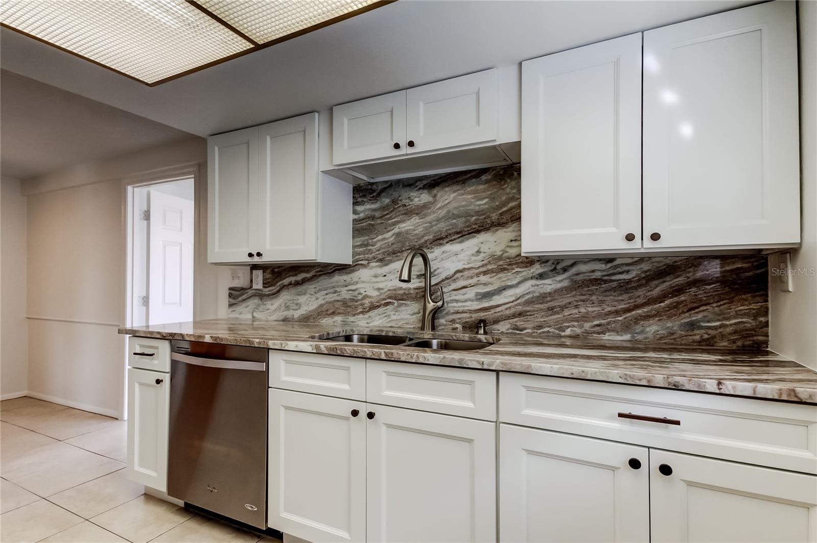 HOLIDAY GARDEN ESTATES - Residential