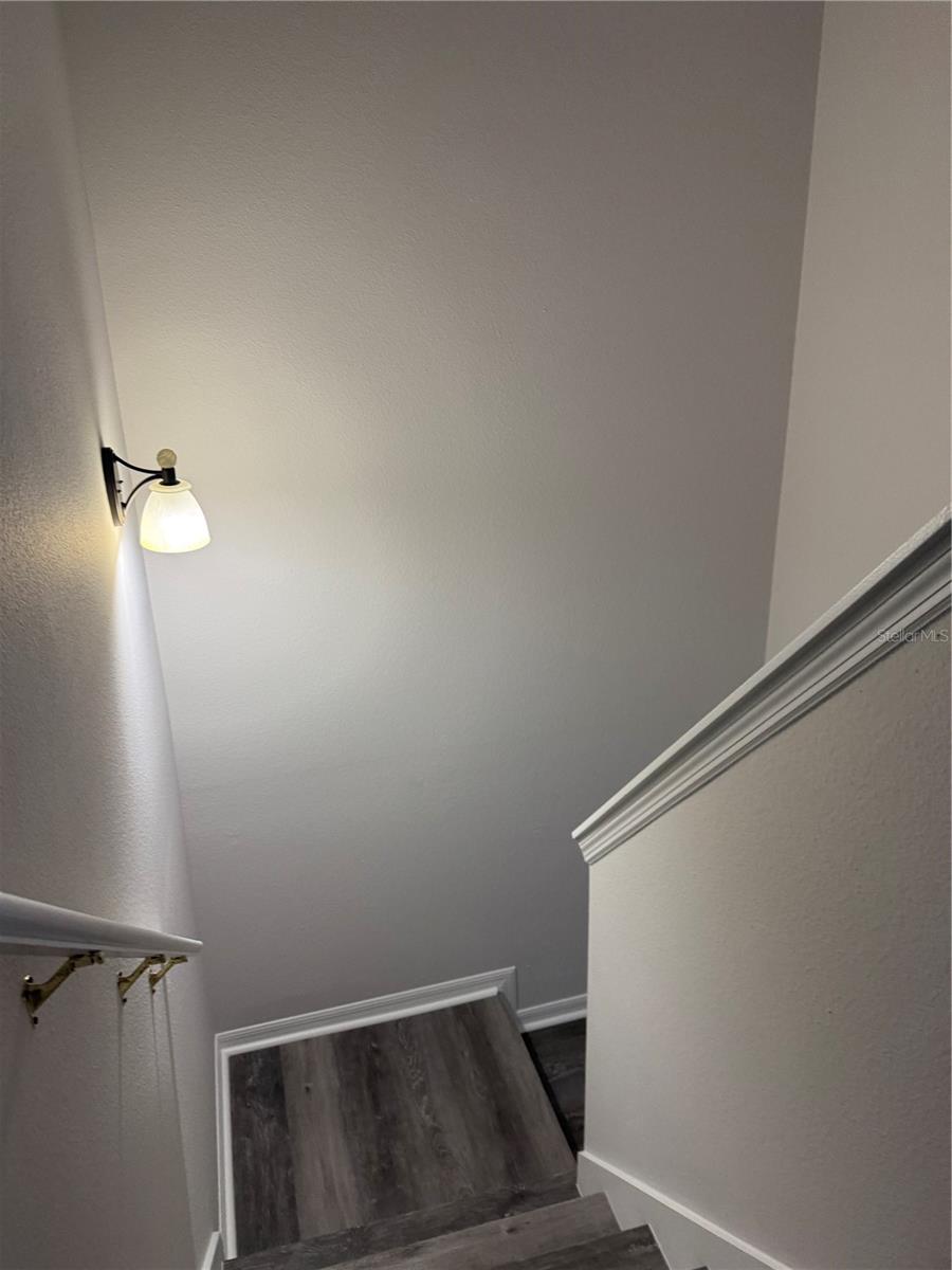 VISTA LAKES TOWN CENTER 51 07 - Residential