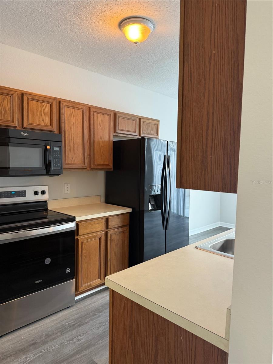 VISTA LAKES TOWN CENTER 51 07 - Residential