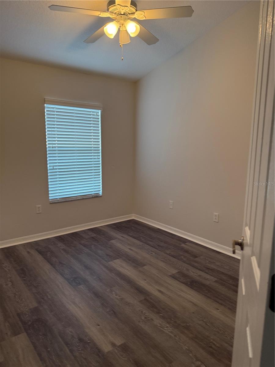 VISTA LAKES TOWN CENTER 51 07 - Residential