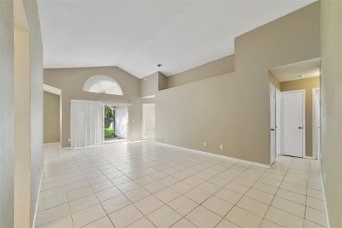 713 Meadowside Court, Orlando, FL 32825