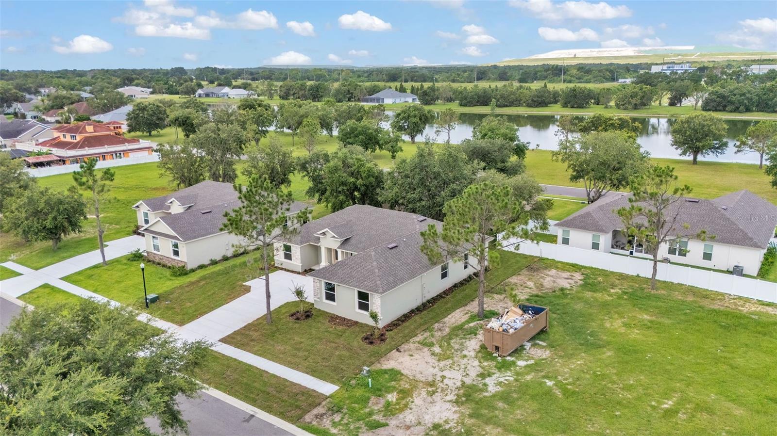 SQUARE LAKE PHASE FOUR - Residential