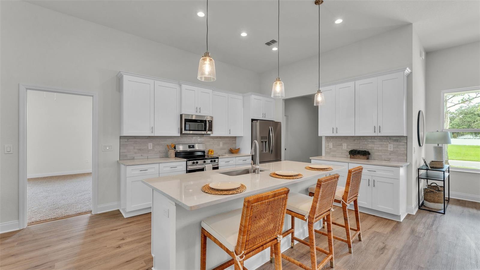 SQUARE LAKE PHASE FOUR - Residential