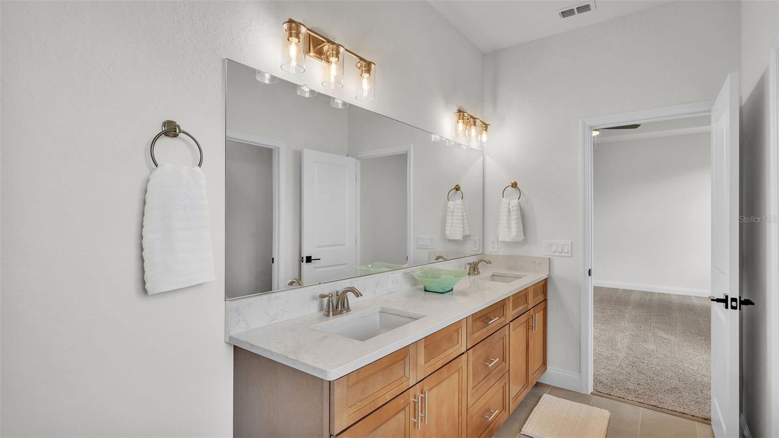 SQUARE LAKE PHASE FOUR - Residential