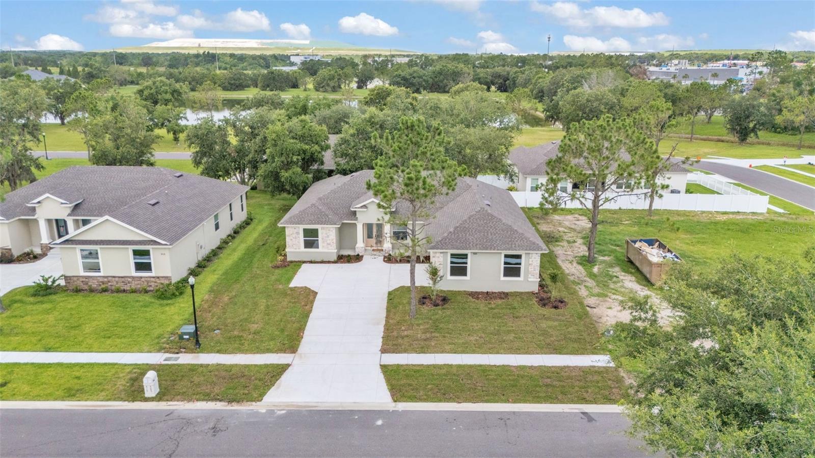 SQUARE LAKE PHASE FOUR - Residential