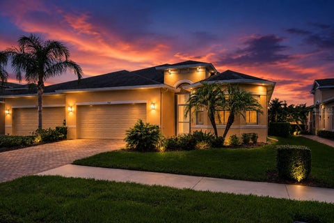 Photo of 712 Chipper Drive, Sun City Center, FL 33573 (MLS # TB8518951)