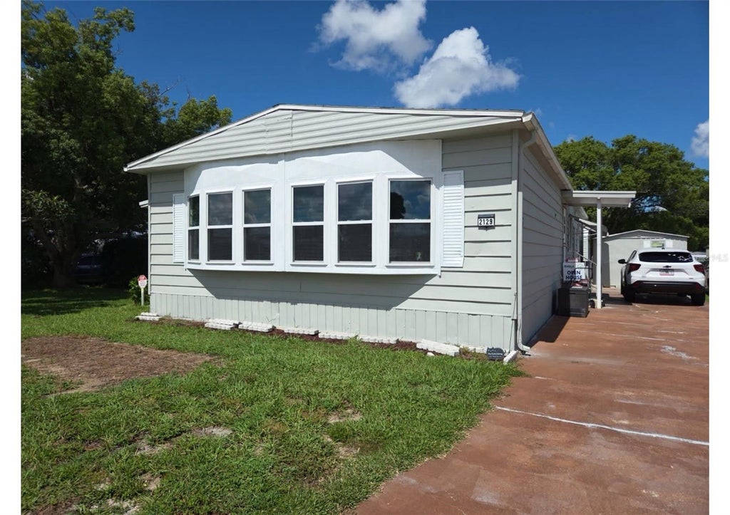 Photo of 2129 Lois Boulevard, Lake Alfred, FL 33850 (MLS # P4938870)