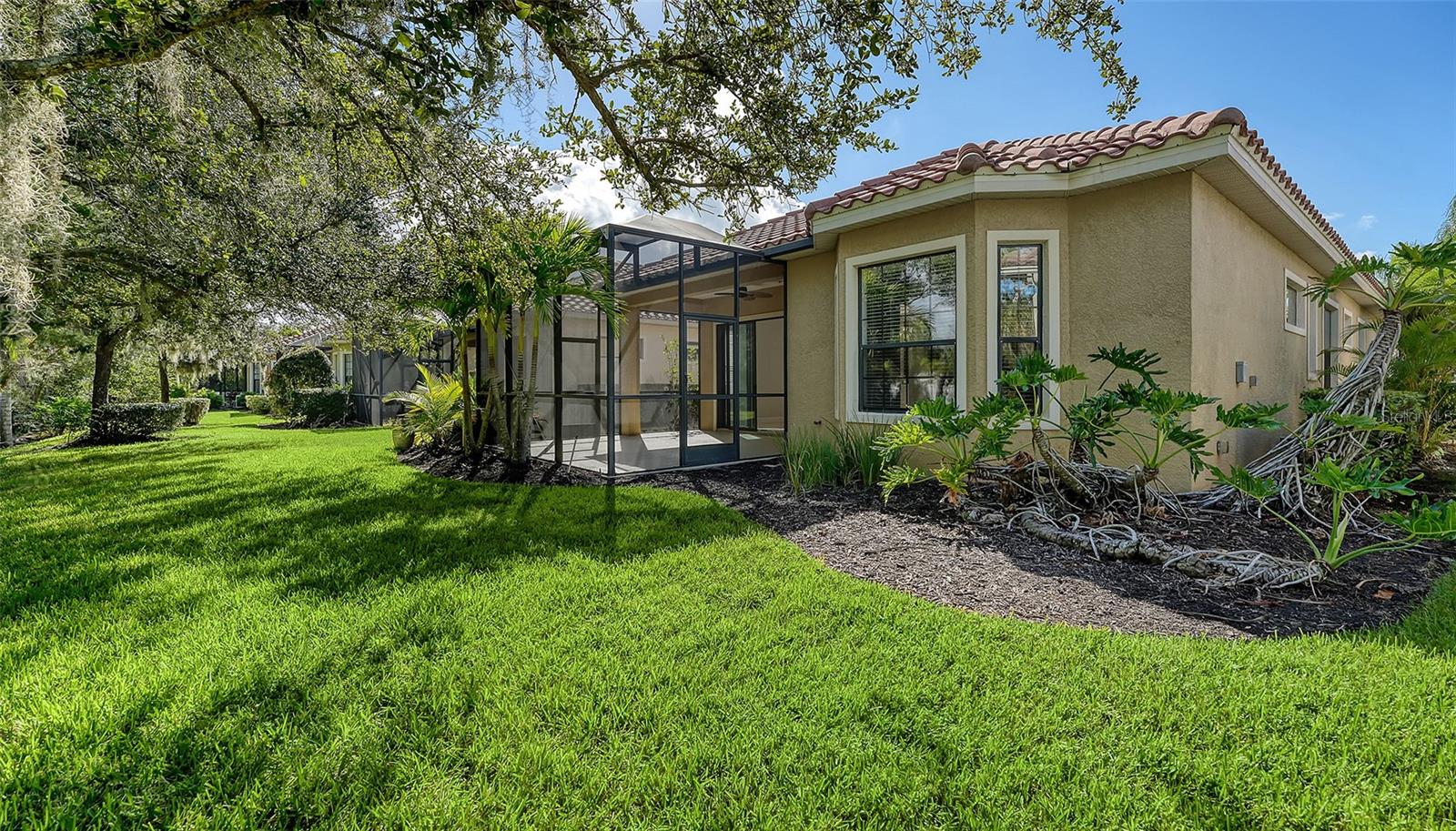 LAKEWOOD RANCH COUNTRY CLUB VILLAGE EE 2A-2E - Residential