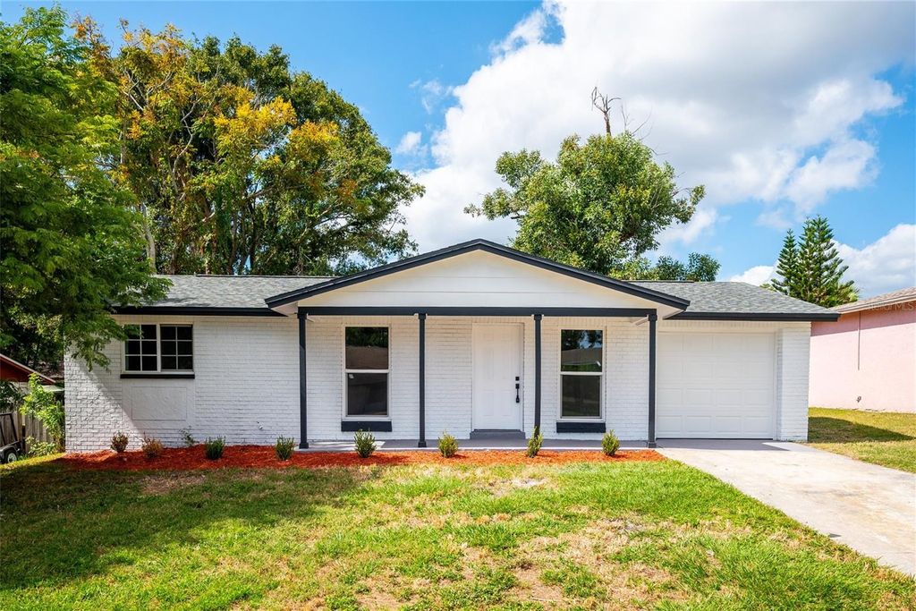 Photo of 1200 Grantwood Avenue, Clearwater, FL 33759 (MLS # O6354282)