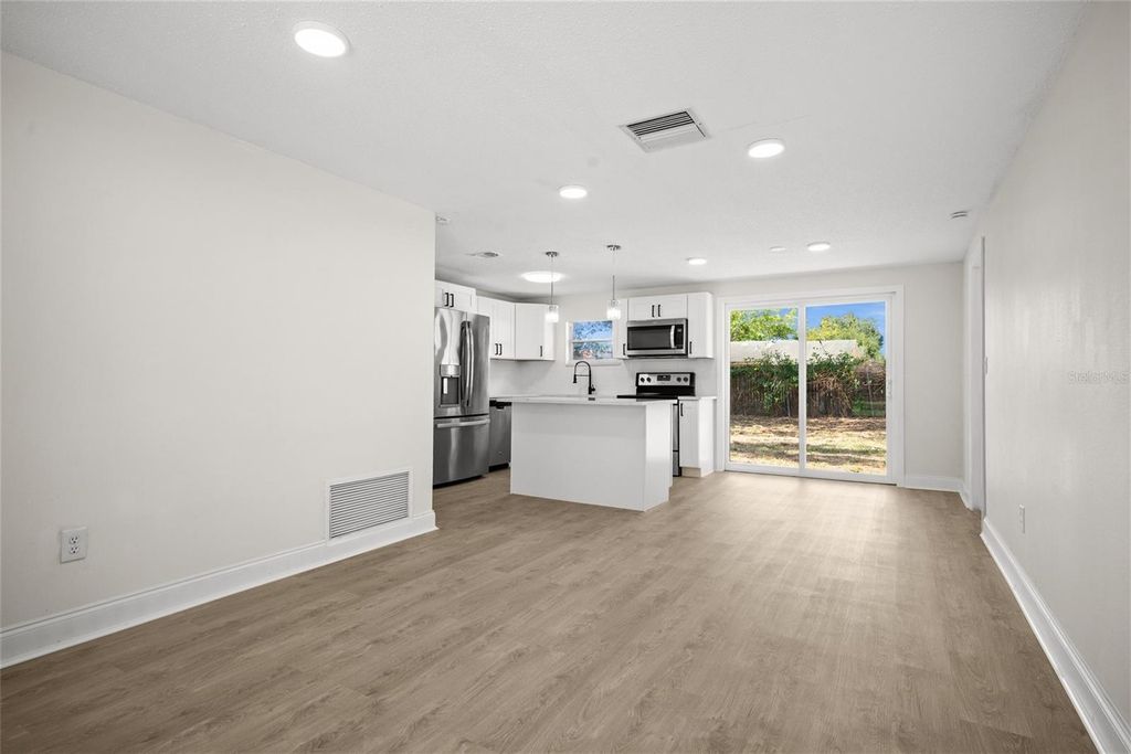 Photo of 1200 Grantwood Avenue, Clearwater, FL 33759 (MLS # O6354282)