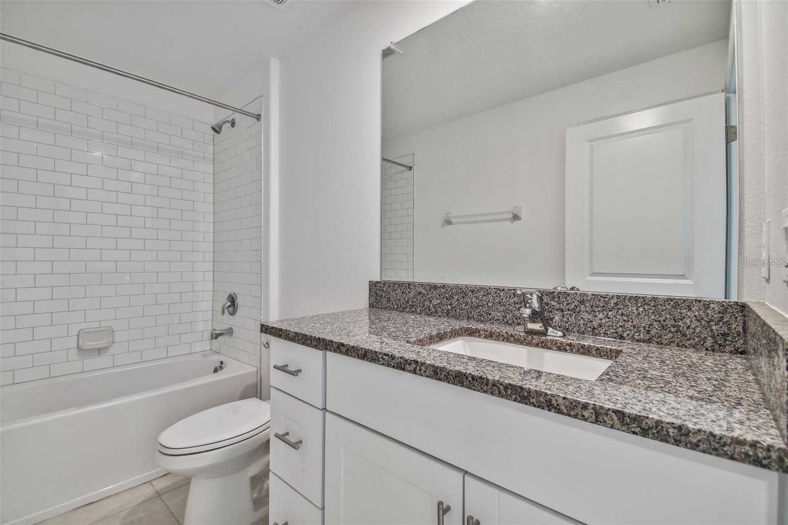 9828 BRANCHING SHIP TRACE