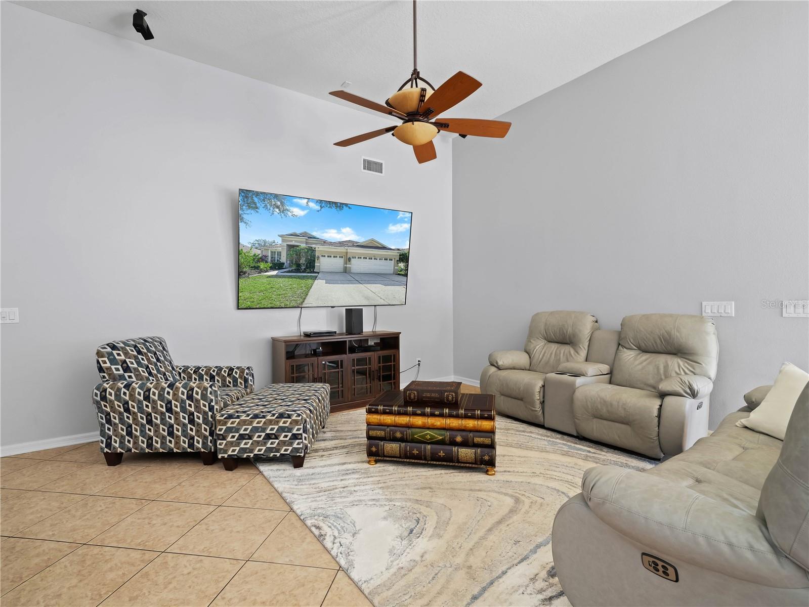 205 BON VIE PLACE