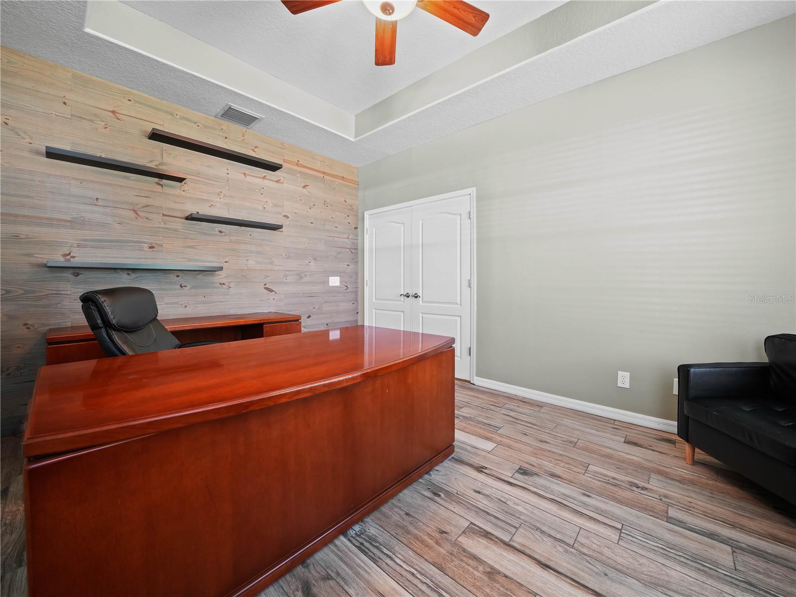205 BON VIE PLACE