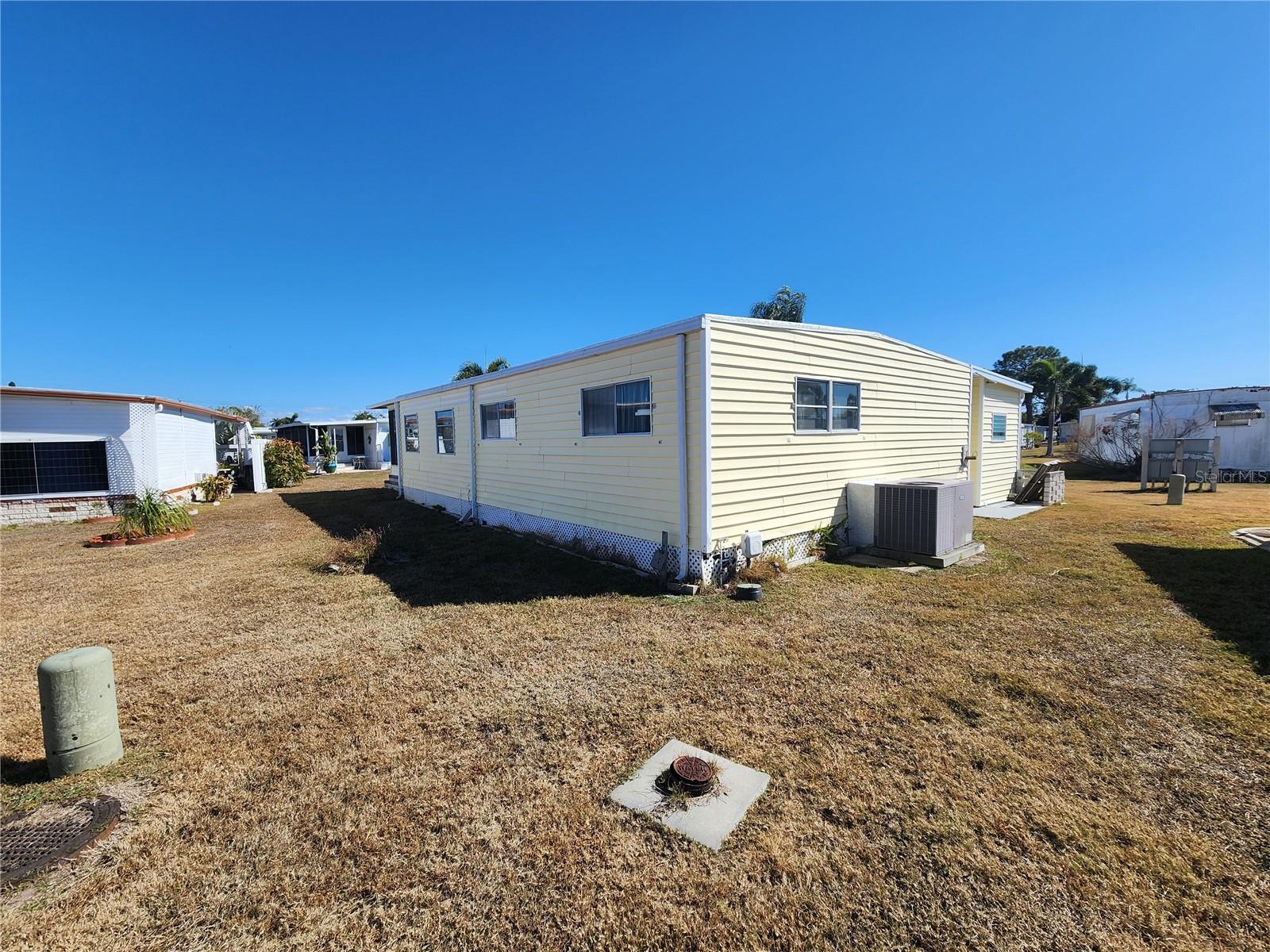 CHATEAU VILLAGE CO-OP - Residential