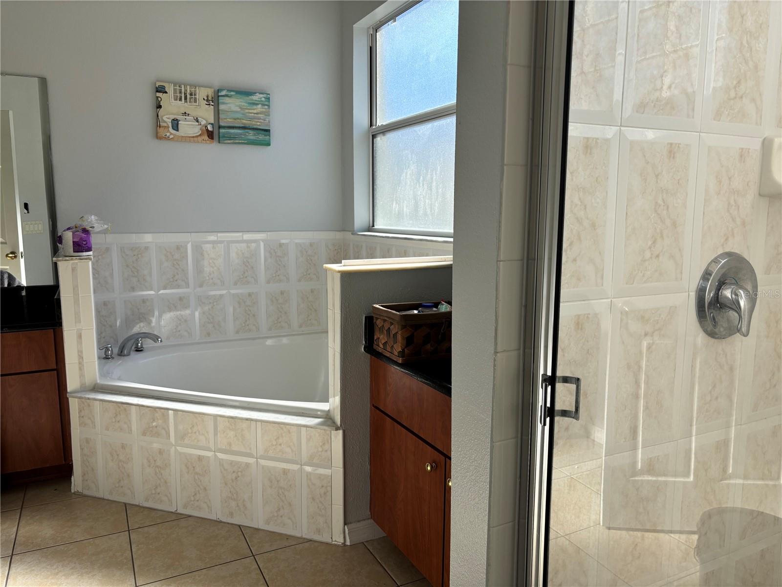 CRYSTAL COVE RESORT - Residential Lease