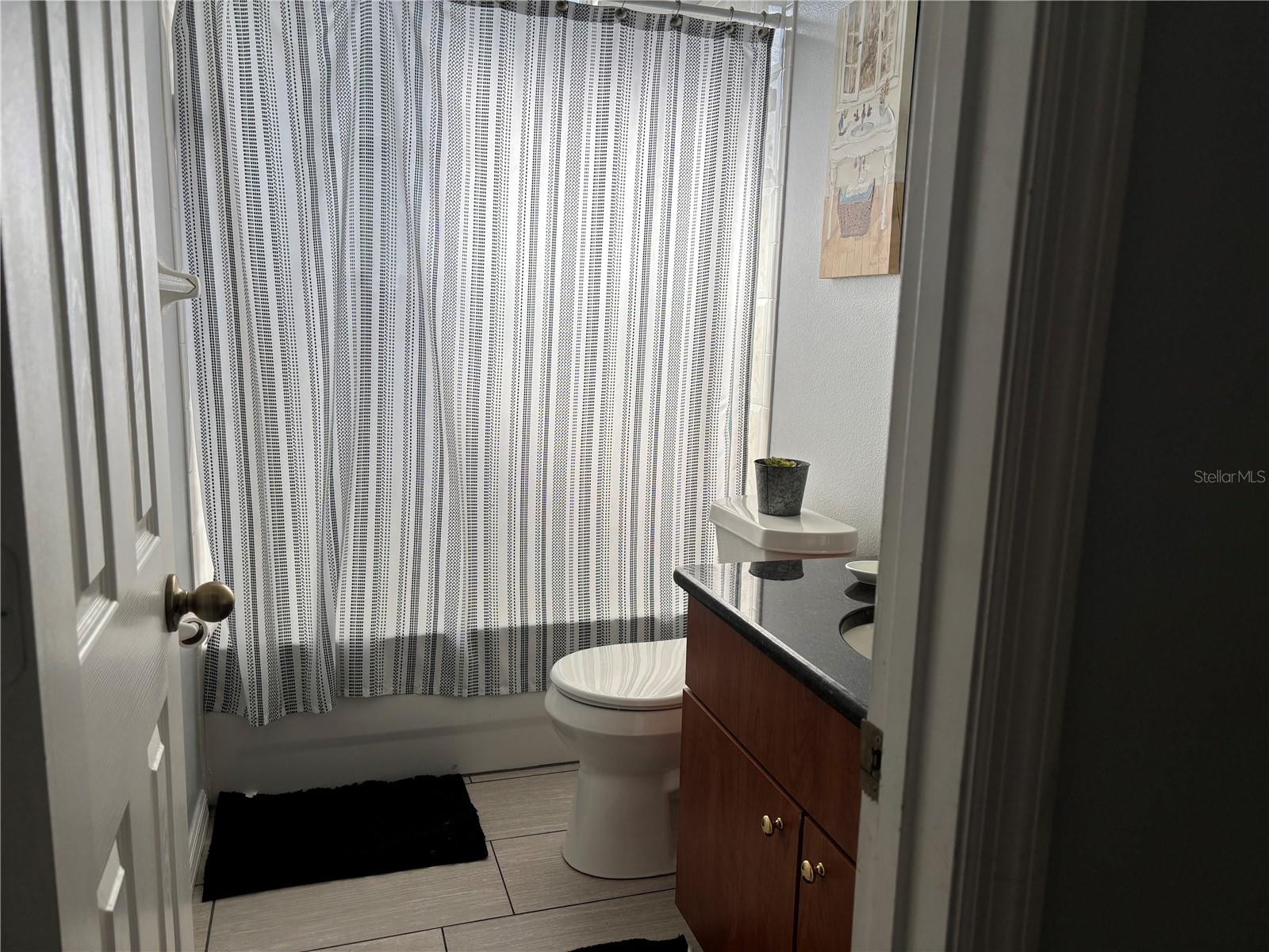 CRYSTAL COVE RESORT - Residential Lease