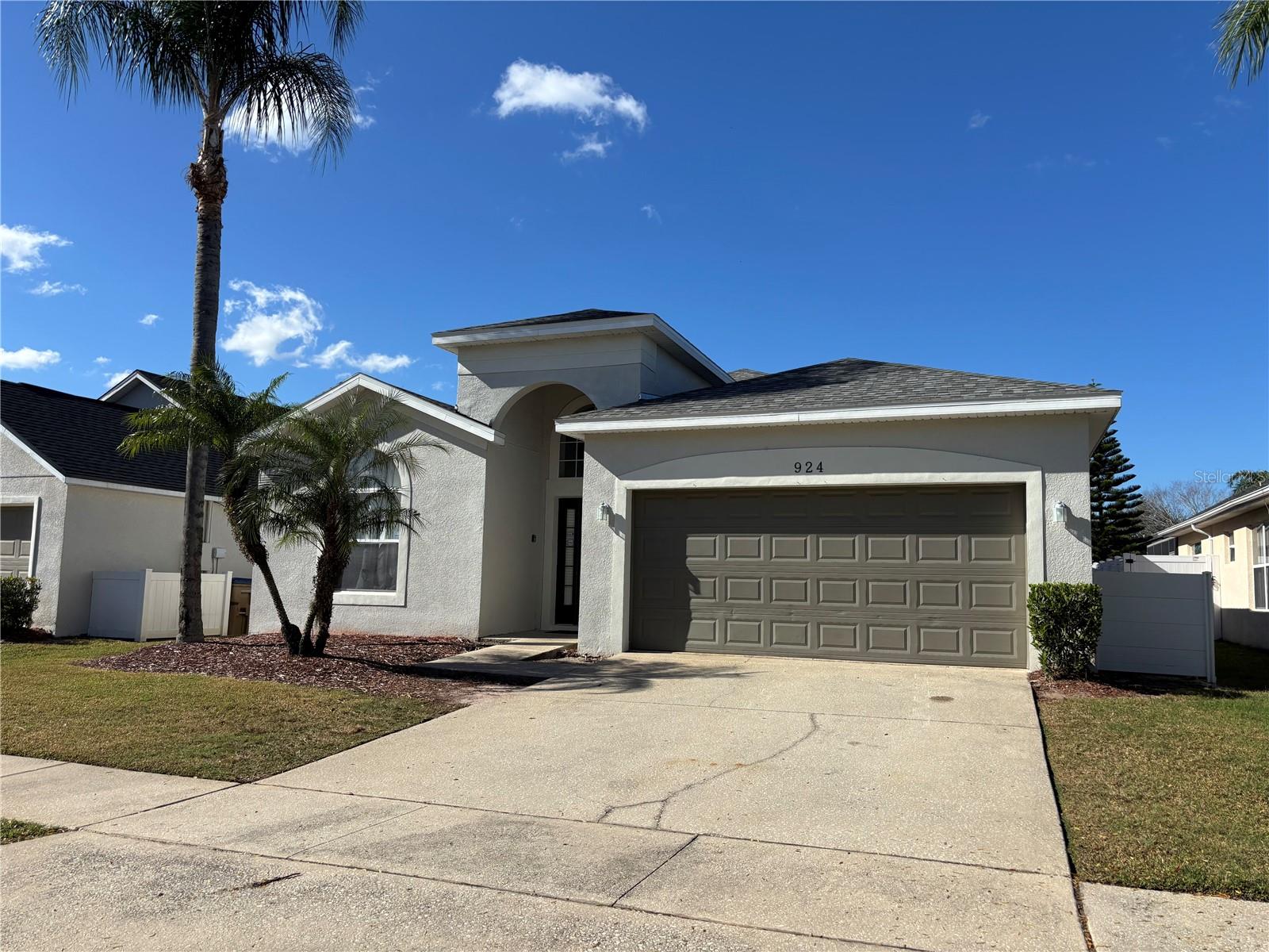 CRYSTAL COVE RESORT - Residential Lease