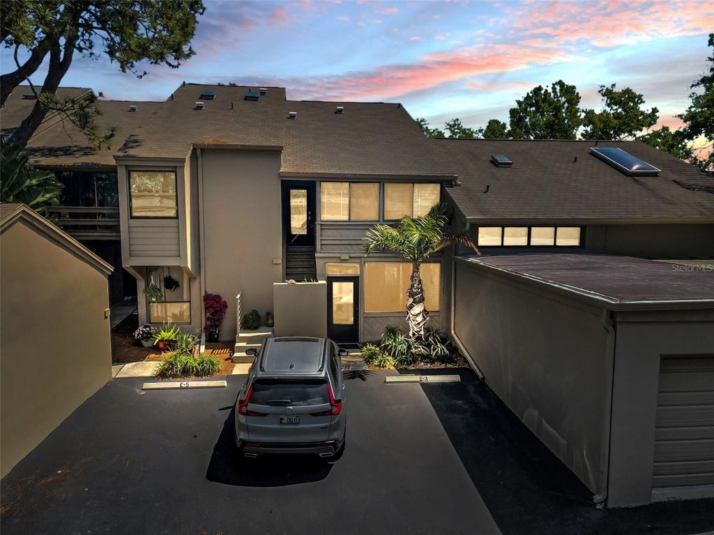 Photo of 1111 N Bayshore Boulevard #E3, Clearwater, FL 33759 (MLS # TB8487032)