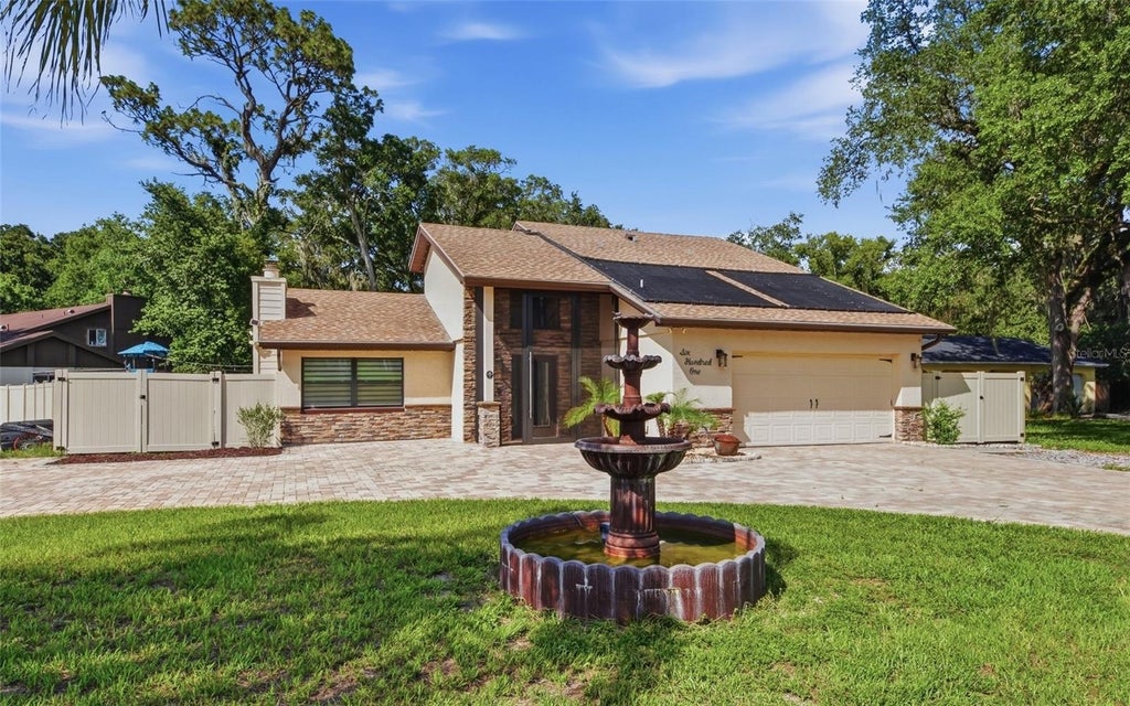 Photo of 601 Majorca Avenue, Altamonte Springs, FL 32714 (MLS # O6411043)