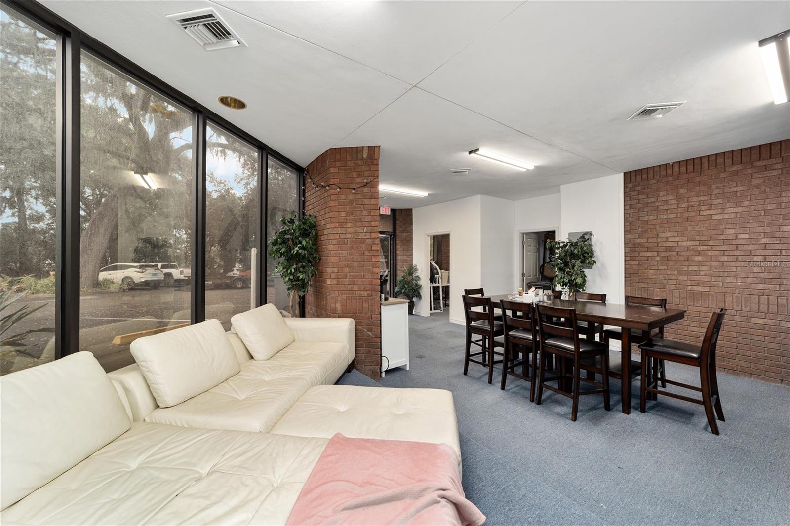 CALDWELLS ADD - Commercial Sale