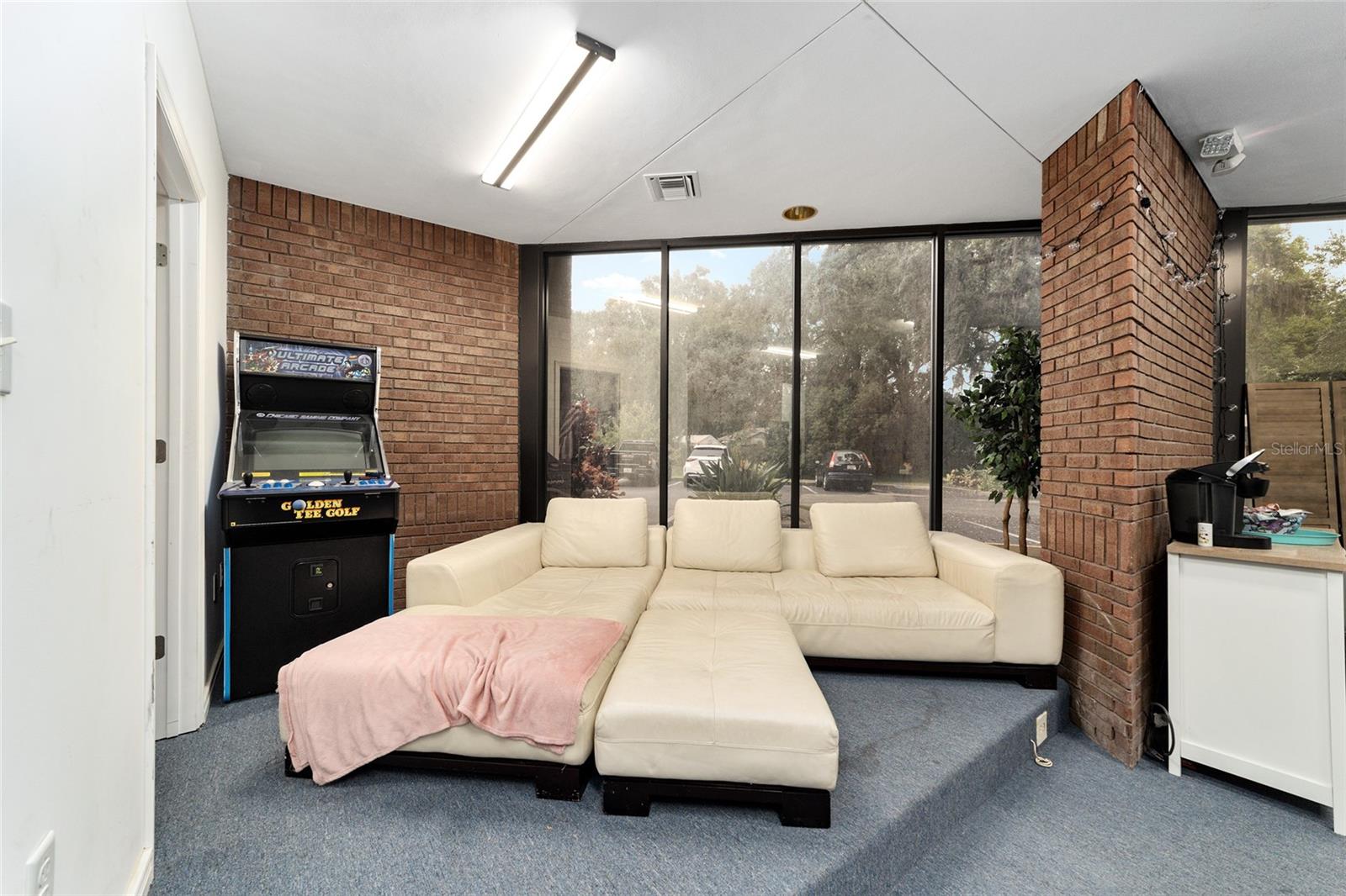 CALDWELLS ADD - Commercial Sale