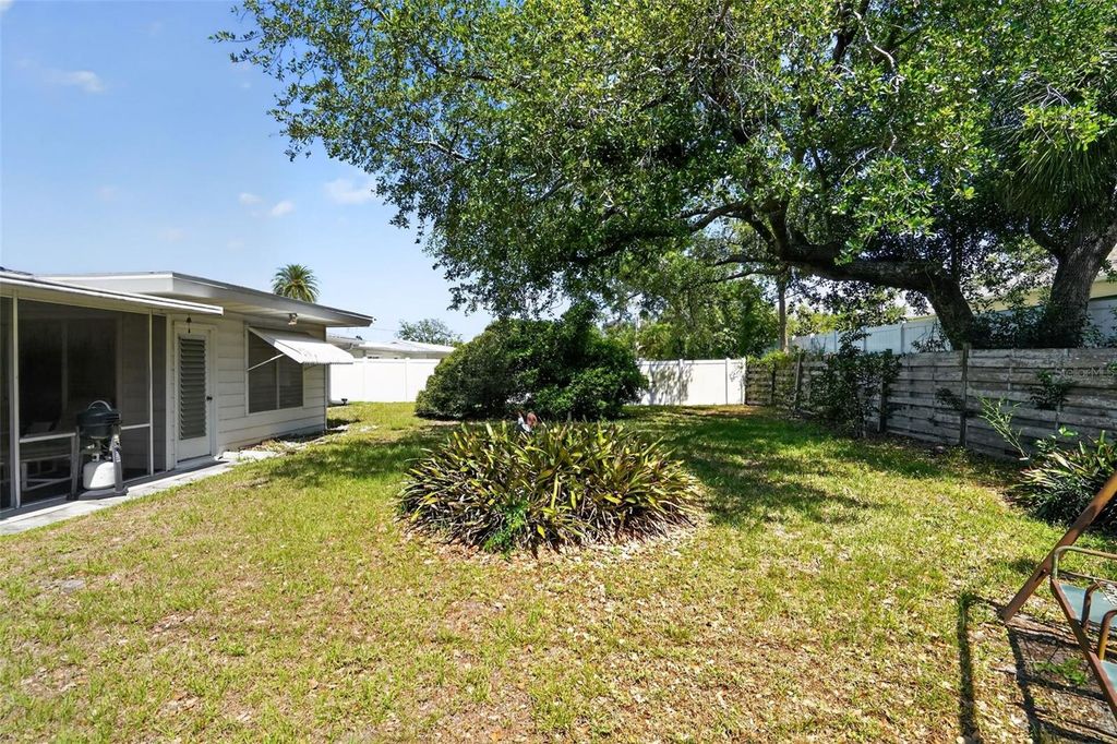 Photo of 2312 Grove Street, Sarasota, FL 34239 (MLS # A4690028)