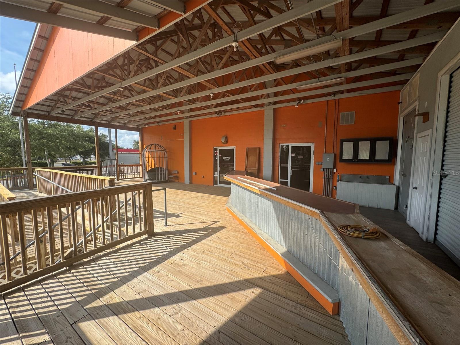 BUNNELL - Commercial Lease